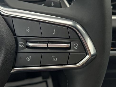 New 2026 Chevrolet Equinox LT w/ Convenience Package II FWD image 18