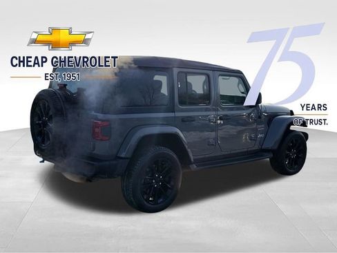 Used 2023 Jeep Wrangler Unlimited Sahara w/ Cold Weather Group AWD/4WD image 5
