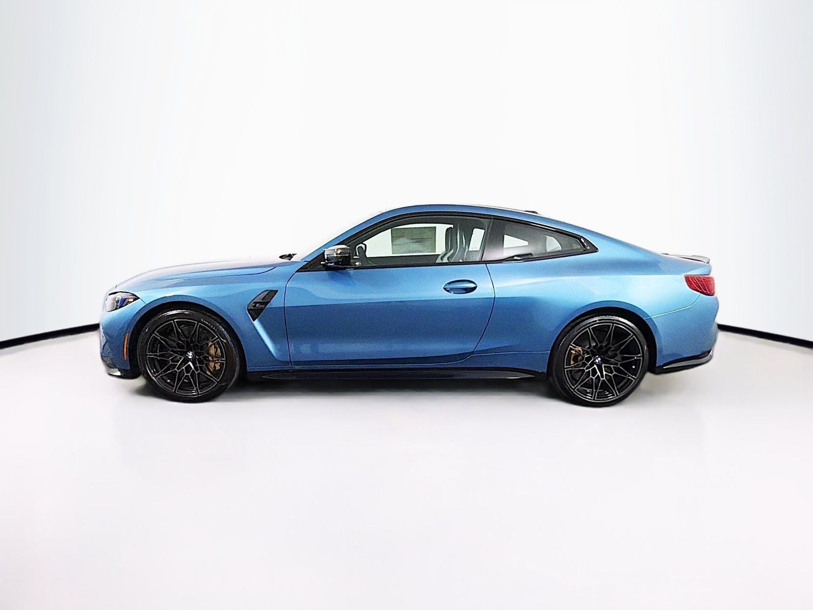 New 2027 BMW M4 Competition AWD/4WD image 4
