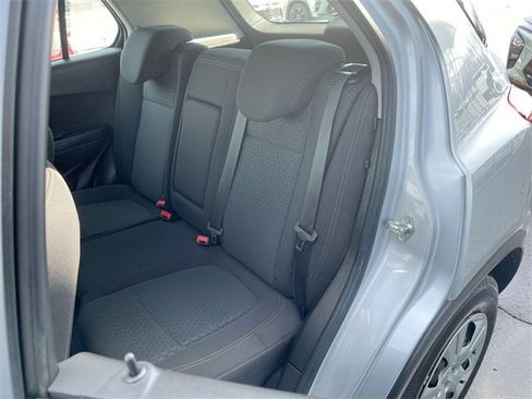 Used 2018 Chevrolet Trax LS image 21