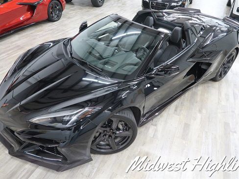 Used 2023 Chevrolet Corvette Z06 RWD image 4