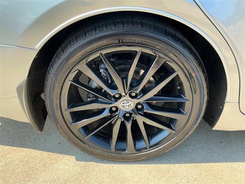 Used 2018 Toyota Camry XSE w/ Protection Package (Q2) FWD image 23