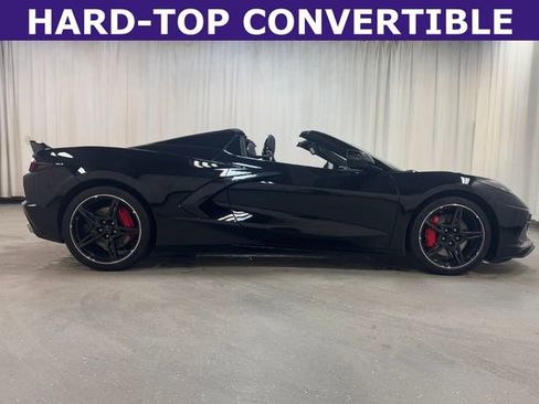 Used 2021 Chevrolet Corvette Stingray Premium Conv w/ Z51 Performance Package RWD image 14