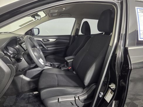 Used 2022 Nissan Rogue Sport S FWD image 10