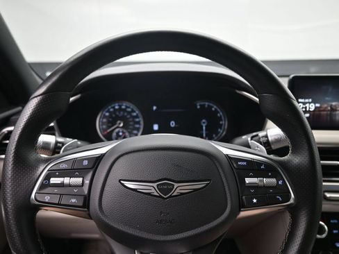 Used 2025 Genesis G70 2.5T AWD/4WD image 13