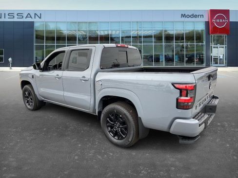 New 2026 Nissan Frontier SV image 6