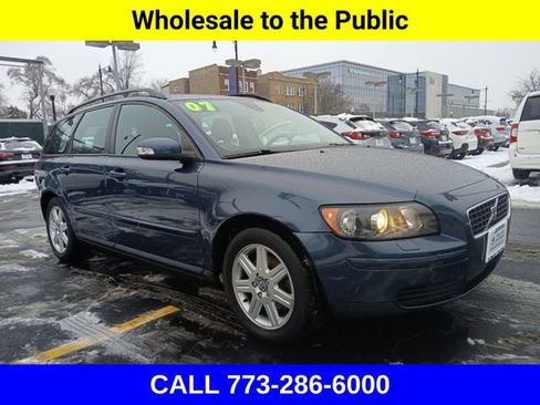 Used 2007 Volvo V50 2.4i image 2