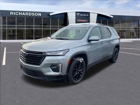 Certified 2023 Chevrolet Traverse LT image 1
