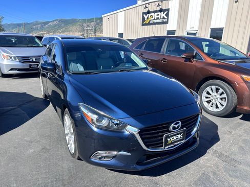 Used 2017 MAZDA MAZDA3 Grand Touring FWD image 1
