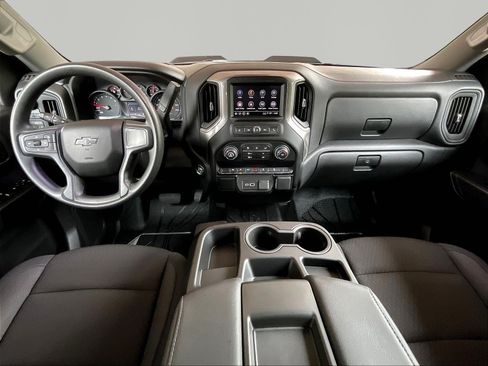 Used 2026 Chevrolet Silverado 1500 Custom Trail Boss AWD/4WD image 8