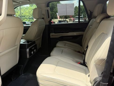 Used 2020 Ford Expedition Max Platinum AWD/4WD image 22