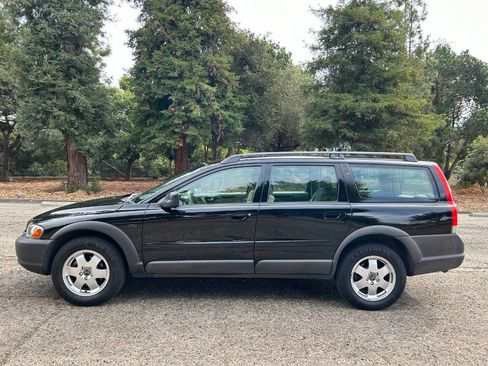 Used 2003 Volvo V70 image 20