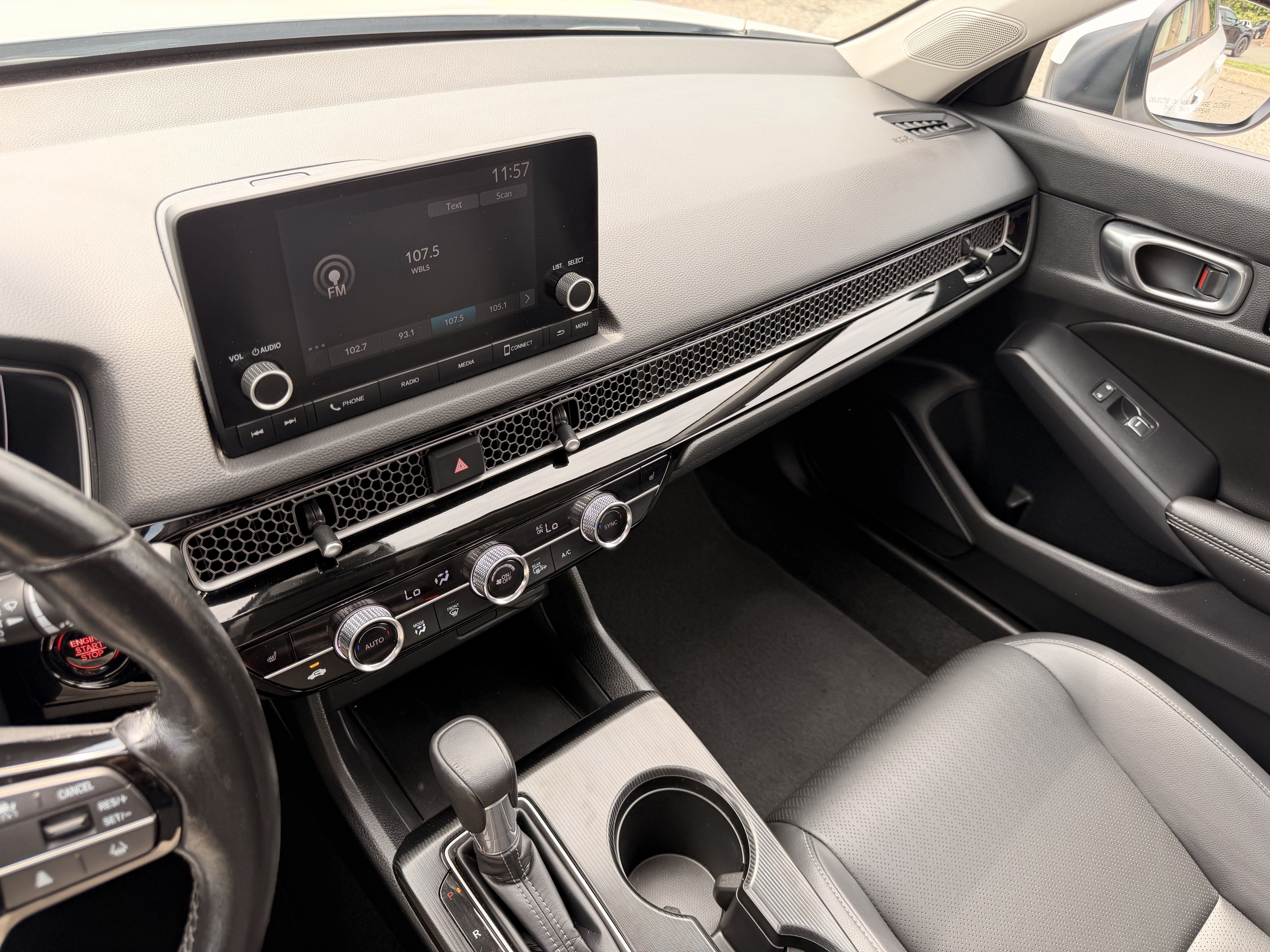 Used 2024 Honda Civic EX-L image 17
