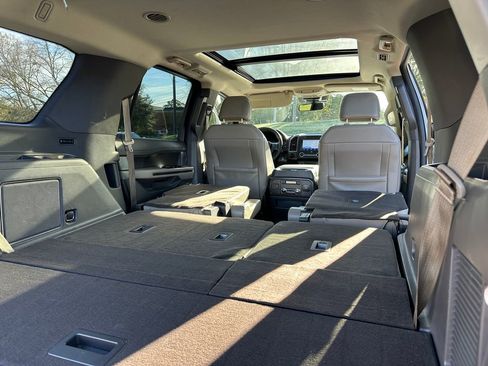 Used 2021 Ford Expedition Limited image 36