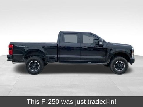 Certified 2025 Ford F250 Lariat w/ Lariat Ultimate Package AWD/4WD image 1