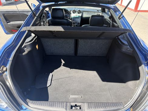 Used 2004 Hyundai Tiburon GT FWD image 12