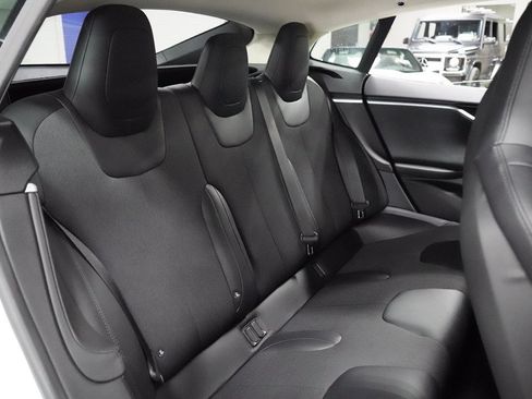 Used 2015 Tesla Model S 60 RWD image 29