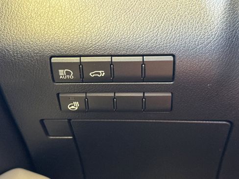 Used 2018 Lexus RX 350L AWD image 34