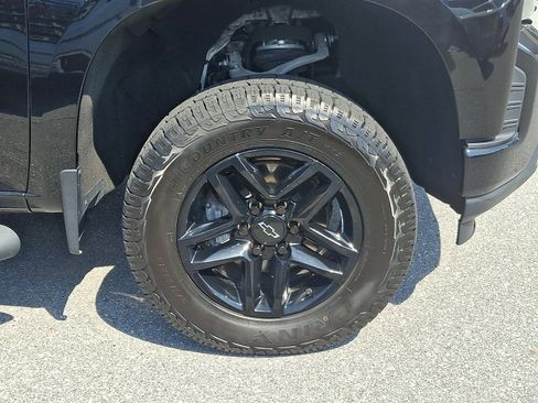 Used 2021 Chevrolet Silverado 1500 Custom w/ Rally Edition AWD/4WD image 8