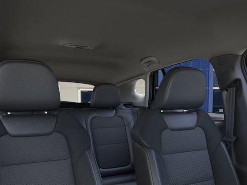 New 2026 Chevrolet Trax LT w/ Driver Confidence Package FWD image 24