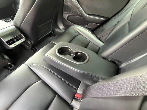 Used 2019 Tesla Model 3 Long Range AWD/4WD image 30