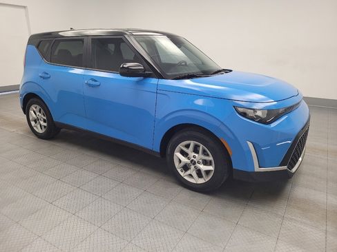 Used 2024 Kia Soul S image 11