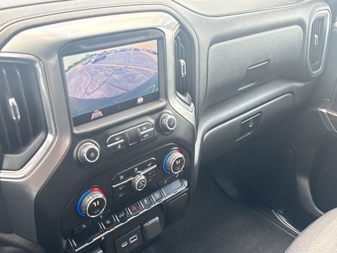 Certified 2021 Chevrolet Silverado 1500 RST AWD/4WD image 23