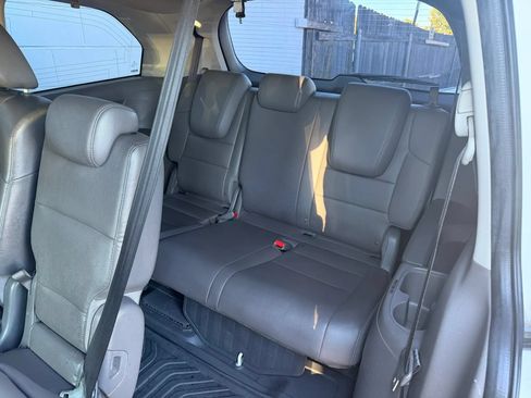 Used 2016 Honda Odyssey EX-L image 17