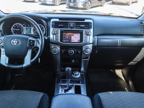 Used 2017 Toyota 4Runner SR5 image 10