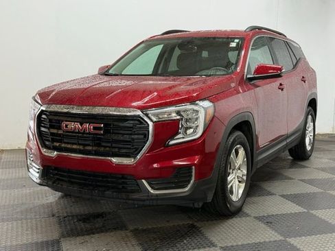 Certified 2023 GMC Terrain SLE w/ Driver Convenience Package image 5