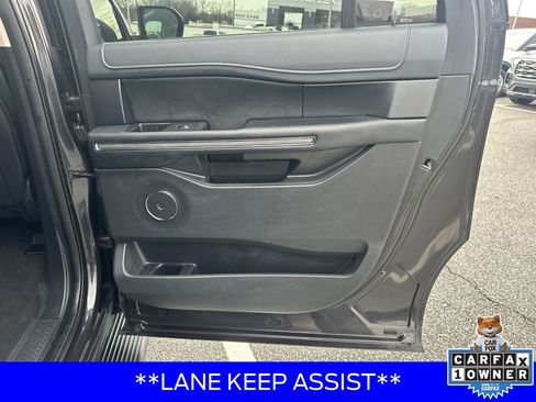 Used 2024 Ford Expedition Max XLT image 16