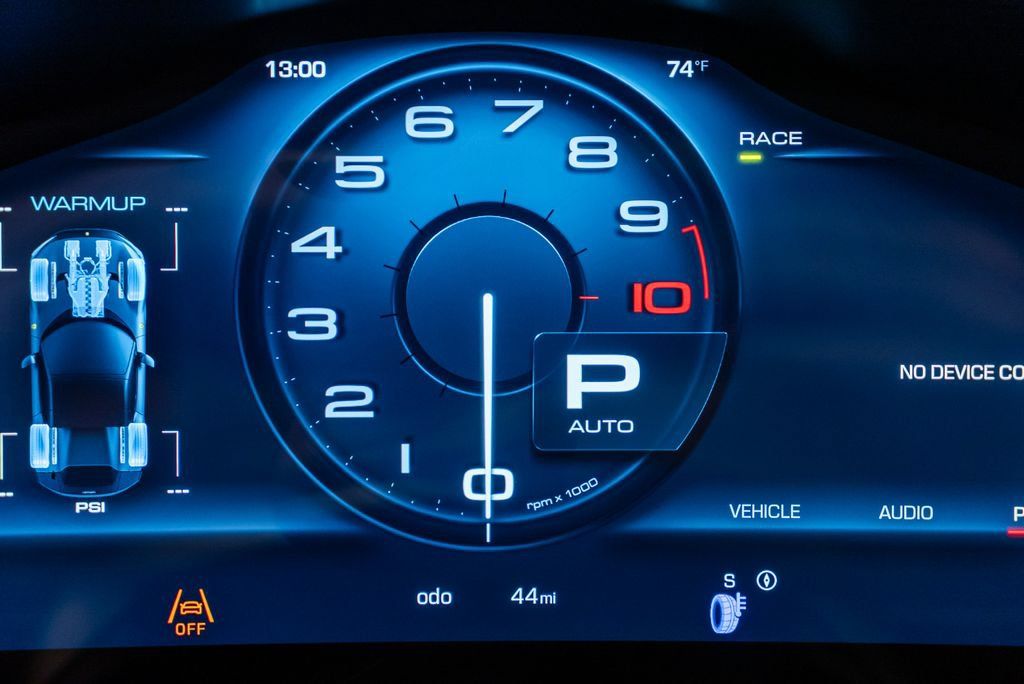 Used 2026 Ferrari 12Cilindri Spider RWD image 32