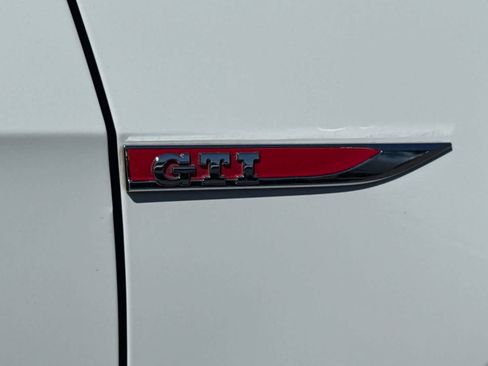 Used 2021 Volkswagen GTI SE FWD image 12