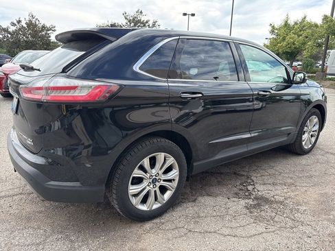 Used 2020 Ford Edge Titanium w/ Equipment Group 301A AWD/4WD image 15