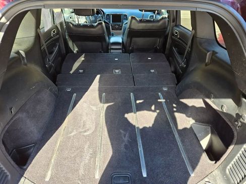 Used 2017 Jeep Grand Cherokee Limited w/ Trailer Tow Group IV image 26