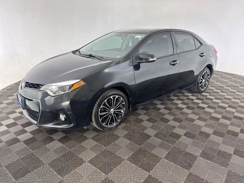 Used 2015 Toyota Corolla S FWD image 4