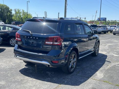 Used 2015 Dodge Journey Crossroad w/ Flexible Seating Group image 4