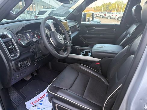 Used 2026 RAM 1500 Laramie AWD/4WD image 14