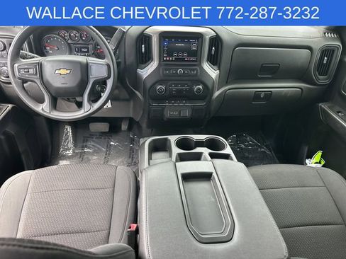 Certified 2022 Chevrolet Silverado 1500 Custom AWD/4WD image 17