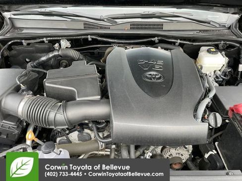 Used 2023 Toyota Tacoma TRD Off-Road AWD/4WD image 28