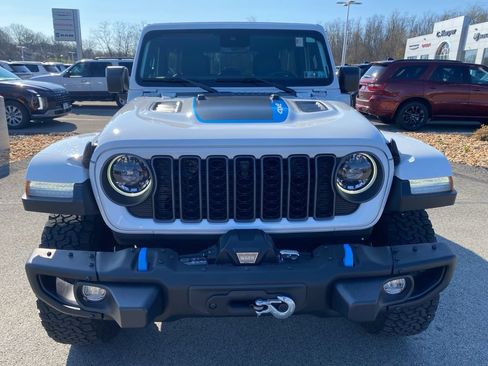 Used 2024 Jeep Wrangler Unlimited Rubicon 4xe AWD/4WD image 8