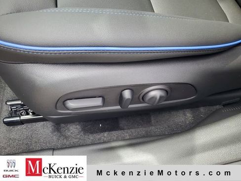New 2026 Buick Envista Sport Touring w/ Convenience I Package FWD image 7