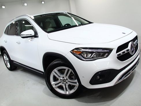 Used 2023 Mercedes-Benz GLA 250 4MATIC image 8