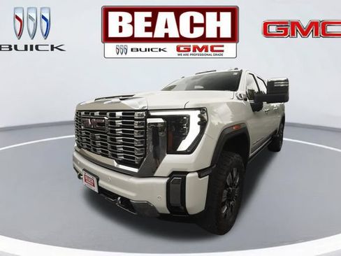 Used 2025 GMC Sierra 2500 Denali w/ Denali Reserve Package AWD/4WD image 7