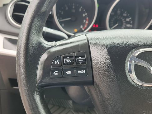 Used 2011 MAZDA MAZDA3 i Touring FWD image 18
