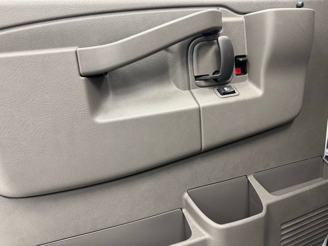 New 2026 Chevrolet Express 2500 w/ Driver Convenience Package RWD image 9