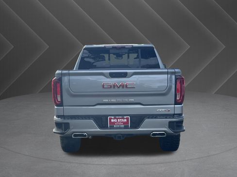 Used 2024 GMC Sierra 1500 AT4 w/ Technology Package image 3