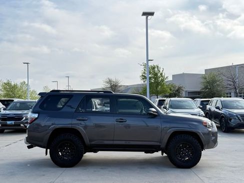 Used 2022 Toyota 4Runner TRD Off-Road Premium image 6