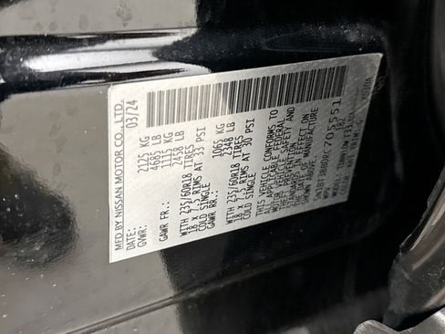 Used 2024 Nissan Rogue SV image 11