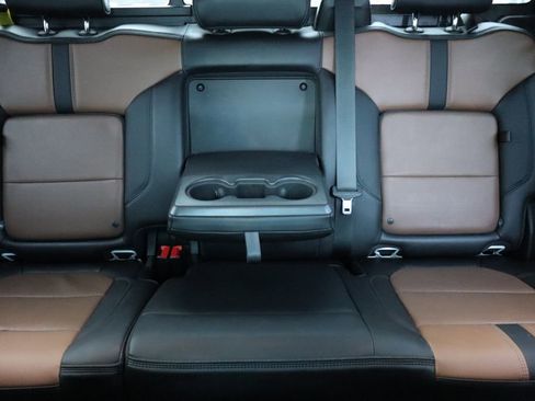 Used 2021 Chevrolet Silverado 2500 High Country w/ Technology Package image 45